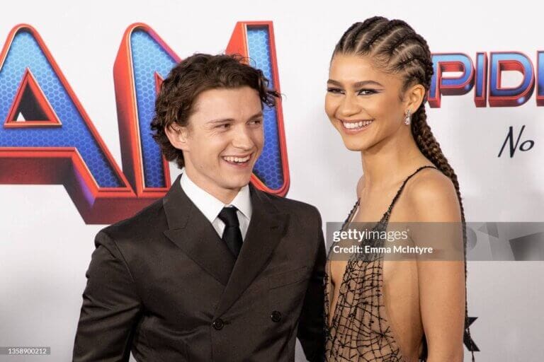 Sony Pictures' "Spider-Man: No Way Home" Los Angeles Premiere - Arrivals LOS ANGELES, CALIFORNIA - DECEMBER 13: (L-R) Zendaya and Tom Holland and attends the Los Angeles premiere of Sony Pictures' 'Spider-Man: No Way Home' on December 13, 2021 in Los Angeles, California. (Photo by Emma McIntyre/Getty Images)