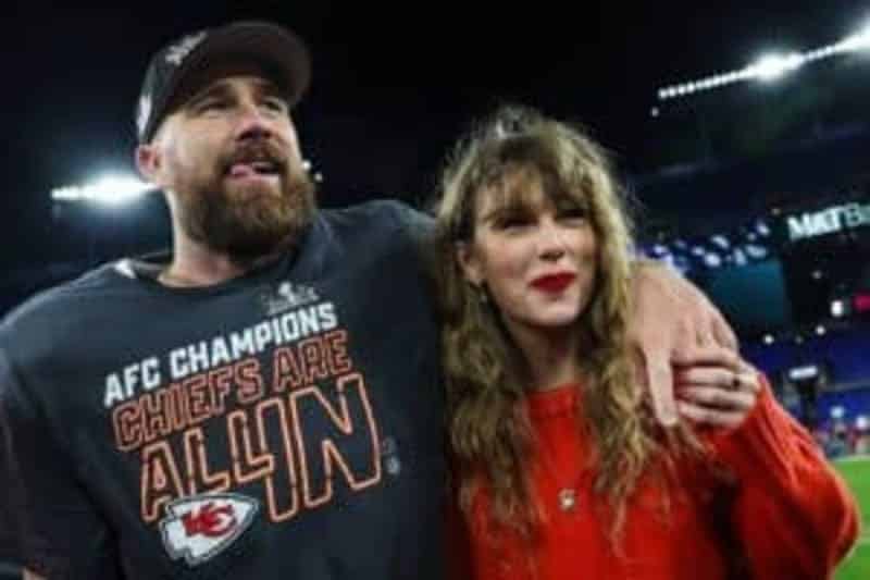 TaylorSwiftTravisKelce