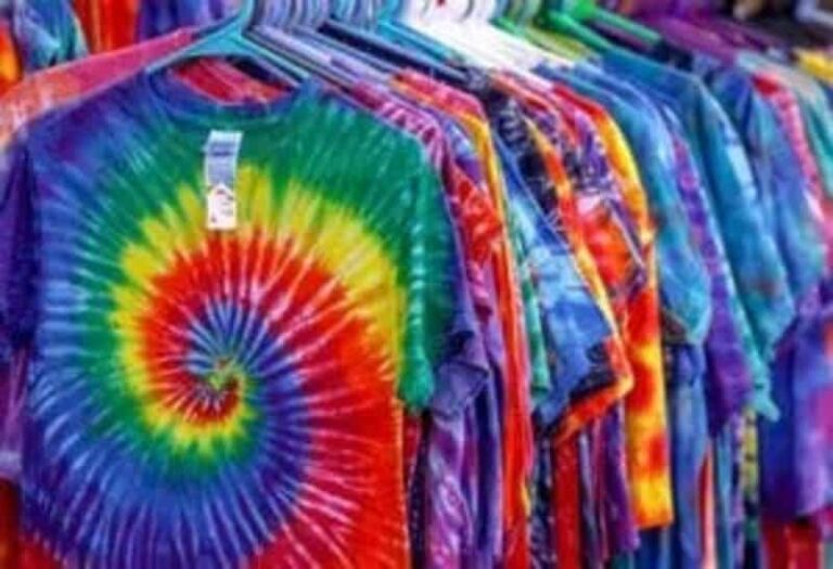 The #1 Reason Tie Dye Clothes Should Remain in the Past
