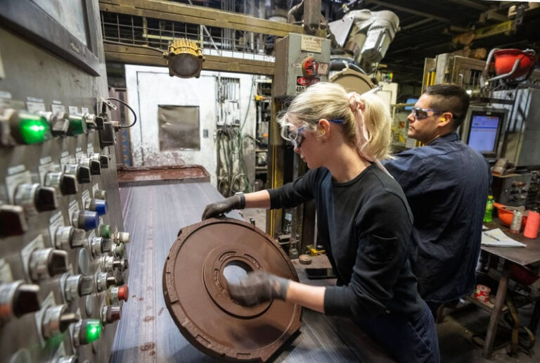 3 Lucky Zodiac Signs With Financial Abundance | September 24, 2024