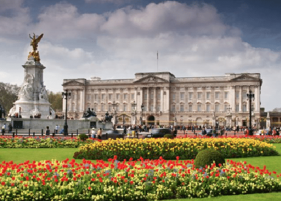 Buckingham Palace, Buckingham, castle, palace, royals