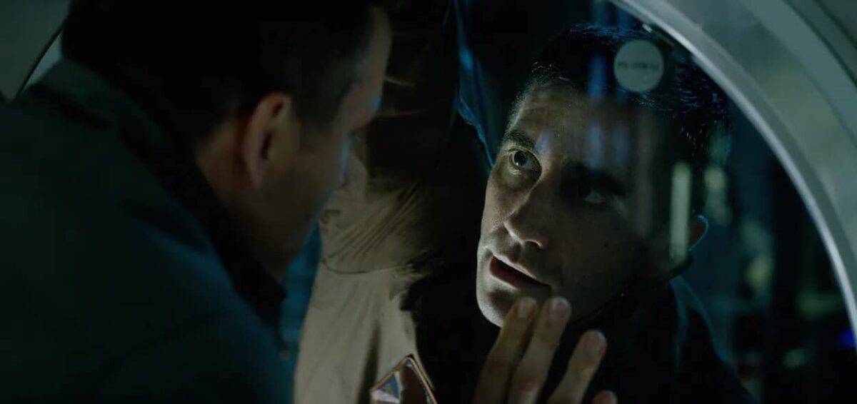 Jake Gyllenhaal "Life"