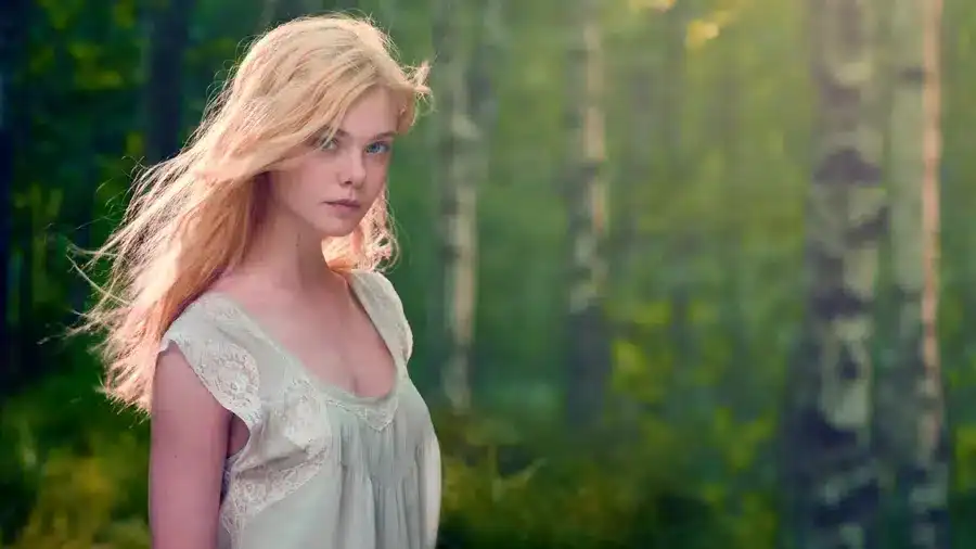 Elle Fanning