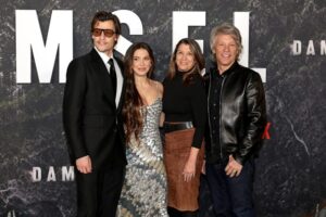 Jon Bon Jovi, Millie Bobby Brown, Jake Bongiovi, Dorothea Hurley