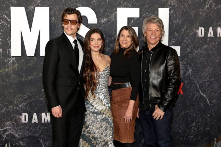 Jon Bon Jovi, Millie Bobby Brown, Jake Bongiovi, Dorothea Hurley