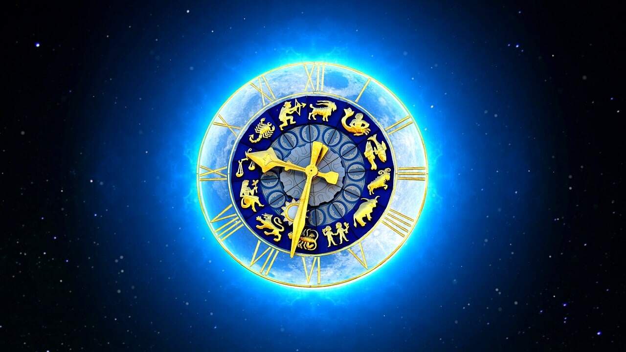 moon sign astrology zodiac wheel illuminated