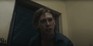 Austin Butler in Caught Stealing