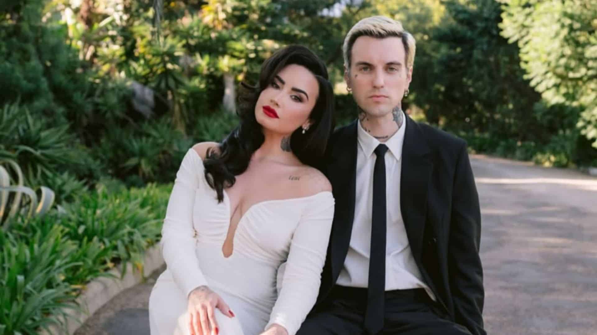 demi lovato ties the knot courtesy of Jose Villa