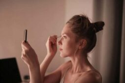 low-maintenance summer beauty