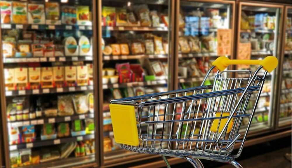 Food apps can be helpful for grocery shopping.