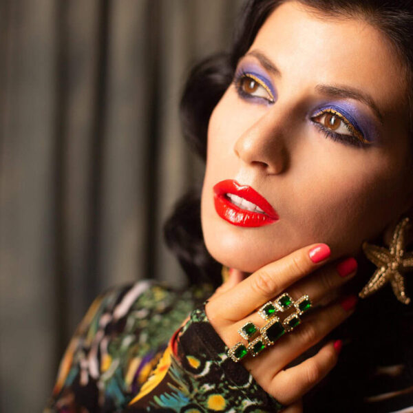 woman, vintage makeup, portrait, romantic, makeup, makeup, makeup, makeup, makeup, makeup, beauty, best beauty products,