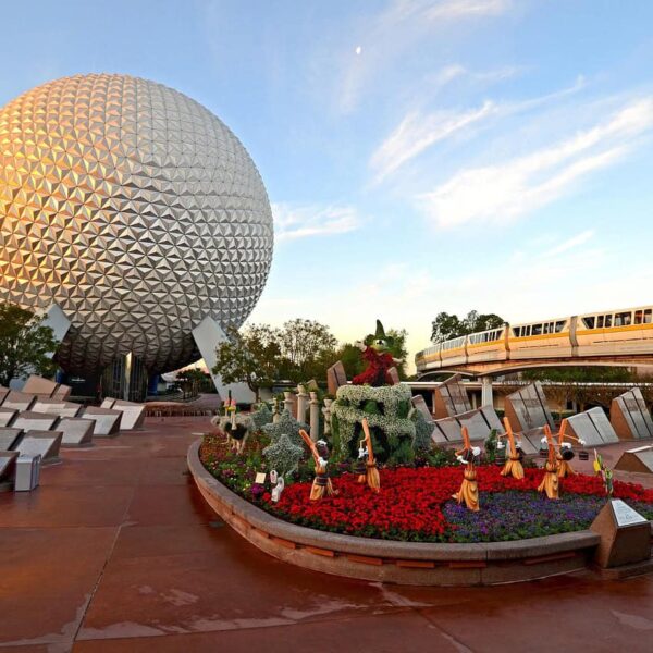 disney, epcot, summer, nature, sculpture, monument, statue, creative, artwork, design, metal work, creativity, metal, metallic, construction, art. International food and wine fest