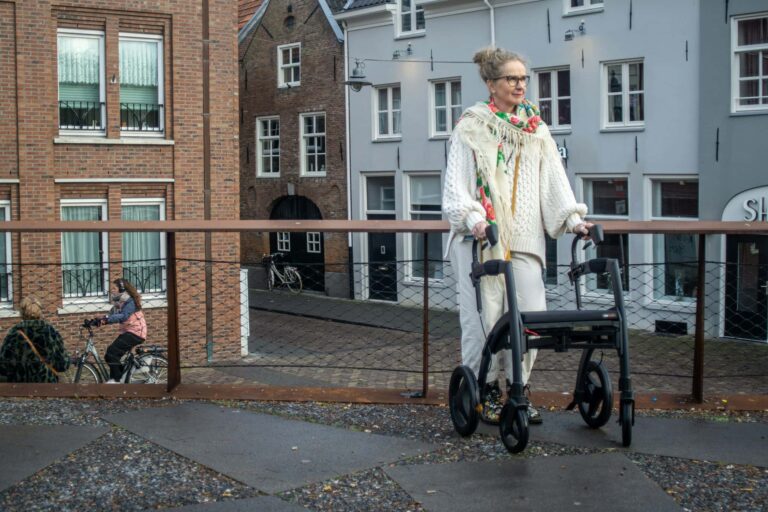 Parkinson's Disease /a woman standing with a walker
