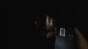 How to Record Sounds in Phasmophobia, Explained