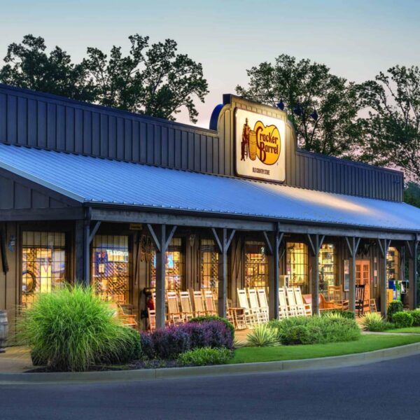 Cracker Barrel Storefront