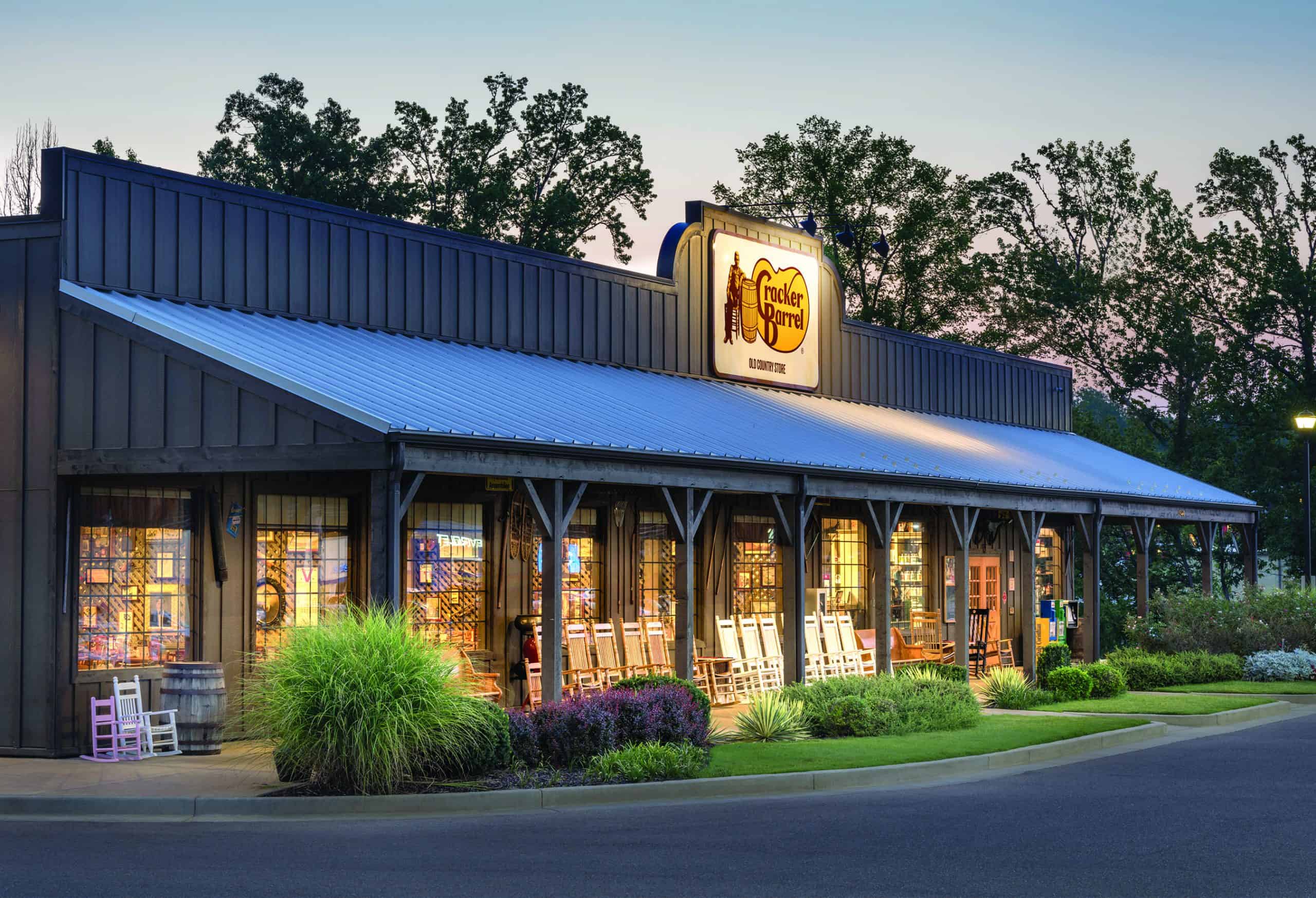 Cracker Barrel Storefront