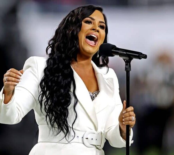 Demi Lovato performs the national anthem before Super Bowl LIV