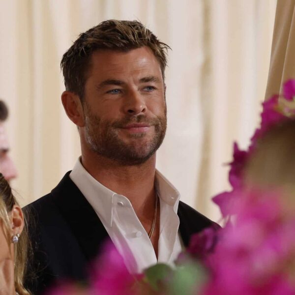 Chris Hemsworth Subversion