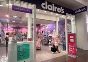 Claire's, Bankruptcy