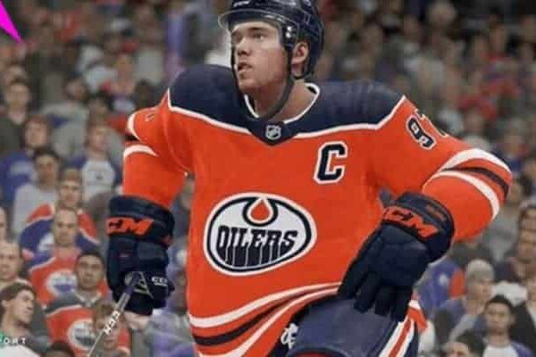 Connor McDavid player rating in MHL 26