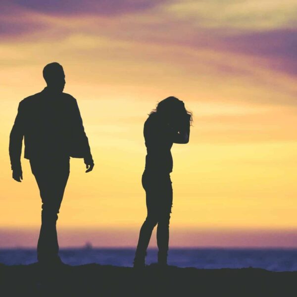 Man and woman silhouette, Self-sabotage