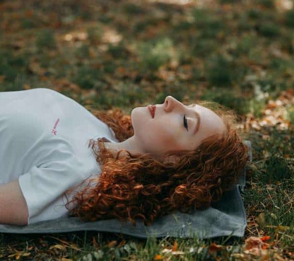 practicing mindfulness, being mindful of what's around you