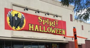 Spirit Halloween, costume trends, Halloween costumes