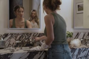 Sydney Sweeney and Amanda Seyfried in The Housemaid