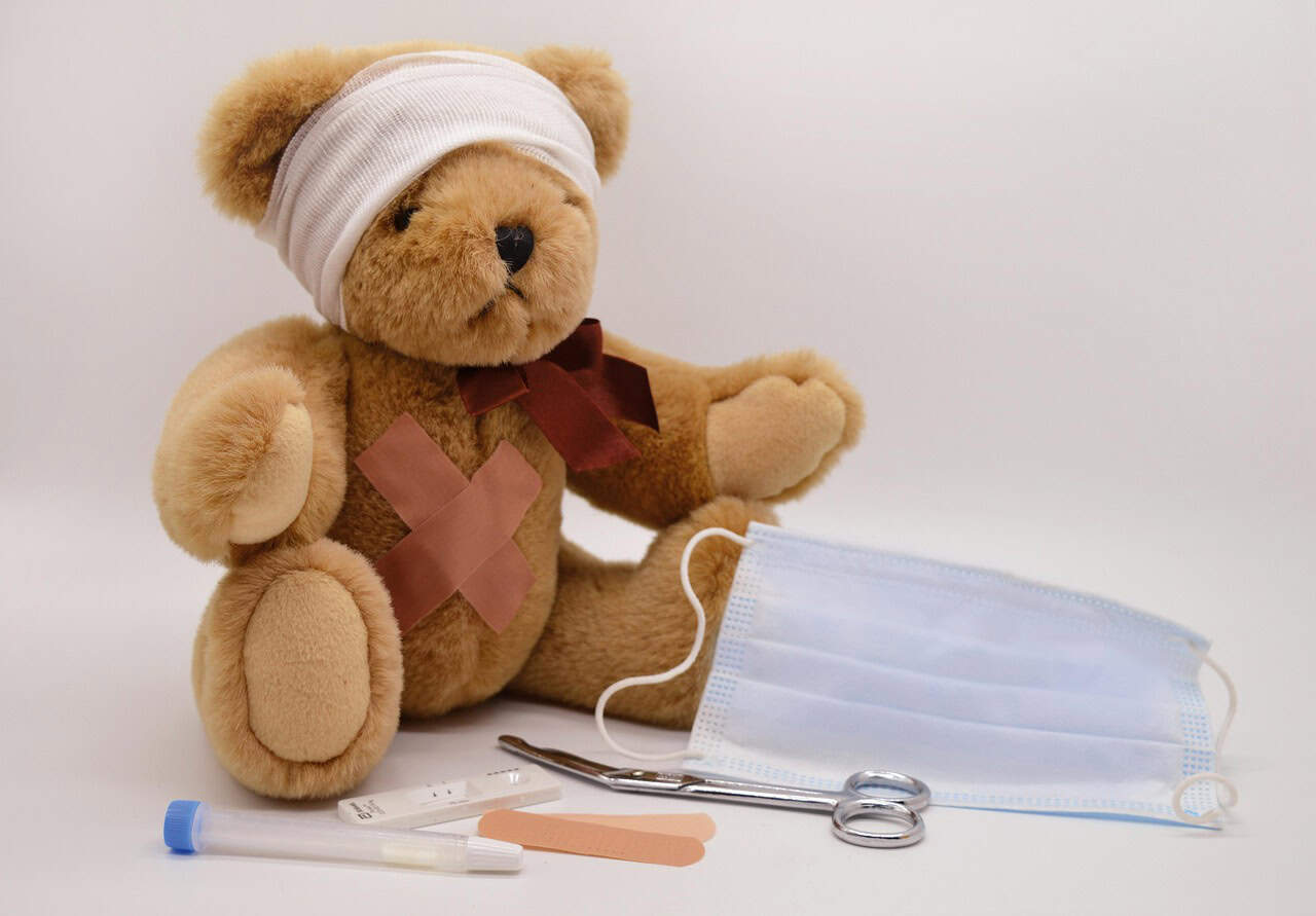 RSV, prevention tips, teddy bear, healthcare, pediatrician, ill, illness, mask, patch up, supply, connect, teething, corona test, testing, corona, covid-19, teddy, to comfort, more cuddly, cuddly toy, corona self test, pediatrician, pediatrician, pediatrician, pediatrician, pediatrician