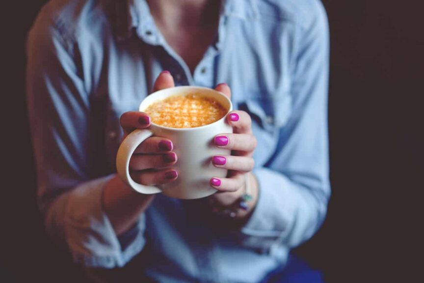 hands, coffee, hold, holding, coffee cup, coffee mug, caffeine, coffee break, morning coffee, cup, mug, drink, cafe, latte, nails, female, coffee, coffee, coffee, coffee, coffee, cafe, cafe, nails, banana coffee