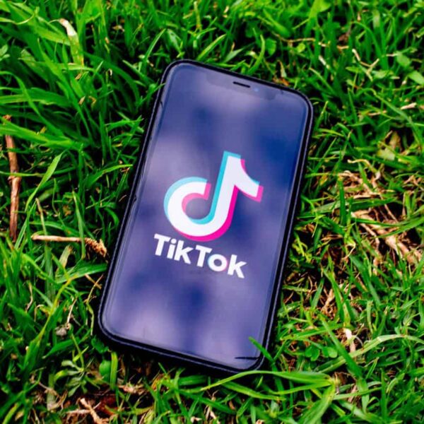 tiktok, social media, app, tik tok, smartphone, iphone, mobile, internet, technology, digital, communication, apple, social, multimedia, screen, phone, youth, application, tiktok, tiktok, tiktok, tiktok, tiktok, tik tok, tik tok, tik tok, tik tok viral
