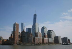 Lower Manhattan skyline with One World Trade Center, a backdrop often featured during NYFW September 2025 coverage in New York City.