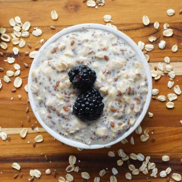 This is a photograph of overnight oats. Overnight oats can be perfect for fall breakfasts.