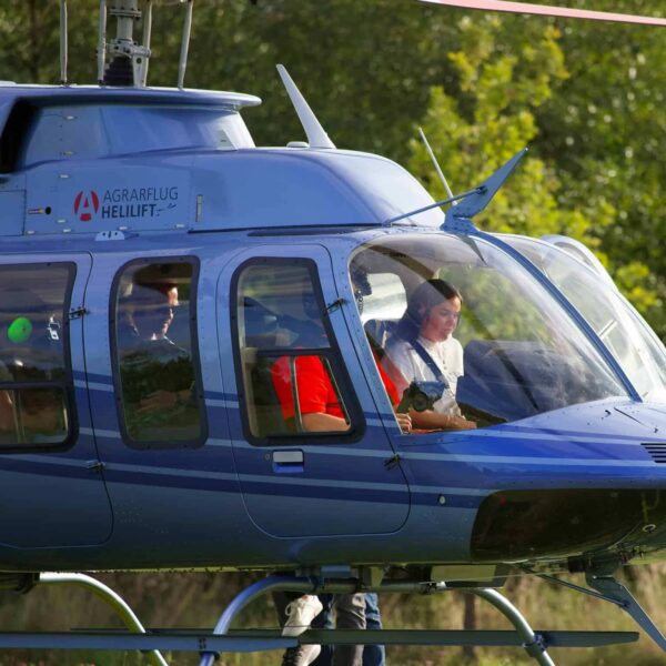Uber, Blade helicopter rides