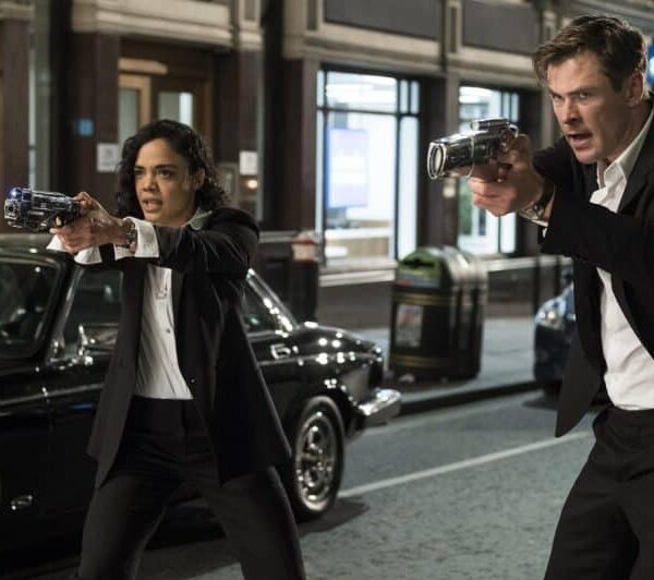 Chris Hemsworth, Tessa Thompson