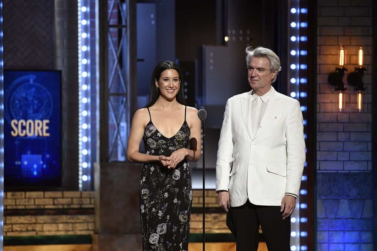 Today's epic earworm comes from Vanessa Carlton (left).