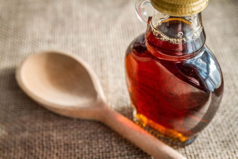 maple, syrup, food, delicious, tasty, glass, bottle, spoon, ingredient, wooden, meal, vitamin, healthy, organic, natural, brown food, brown healthy, brown glass, brown bottle, brown glasses, syrup, syrup, syrup, syrup, syrup