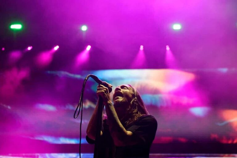 Today's epic earworm comes from the California alt-rock band Incubus.