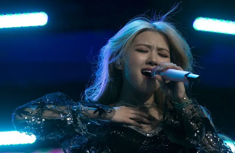 Today's epic earworm is by Rosé (pictured performing with Blackpink at Coachella) and Bruno Mars.