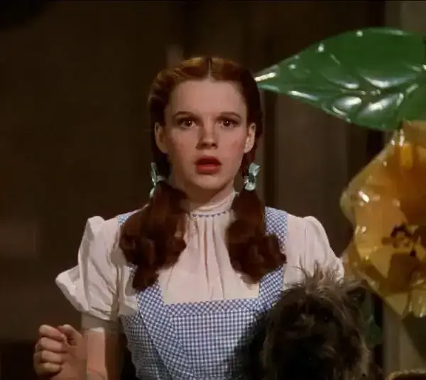 Judy Garland as Dorothy and Terry as Toto in The Wizard of Oz (1939), The Haunting of Oz