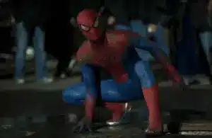 Andrew Garfield in The Amazing Spider-Man (2012). Carl Ciarfalio stunt man