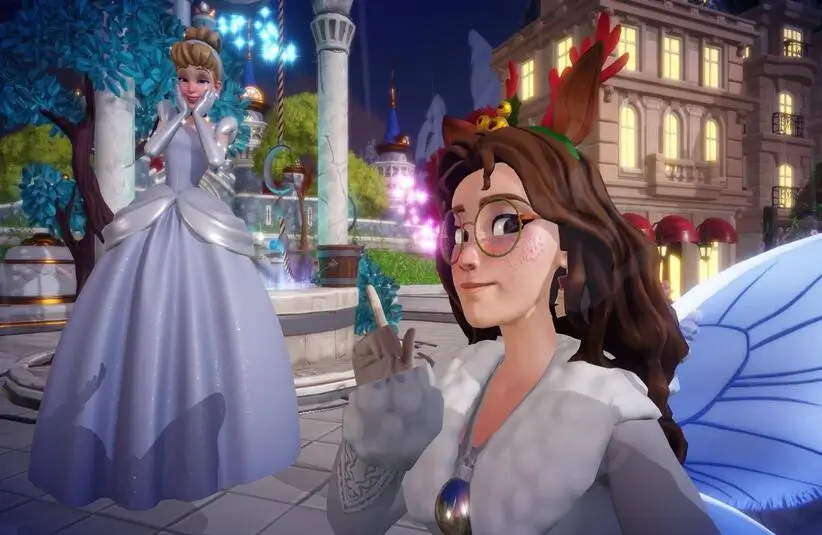 Cinderella arrives in the Valley, DDV