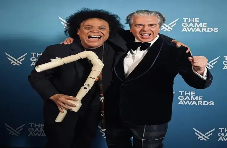 Flute Guy Eustache Pedro and TGA composer and conductor Lorne Balfe at the Game Awards.