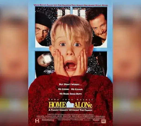 Home Alone, Macaulay Culkin, Joe Pesci, and Daniel Stern in Home Alone (1990)