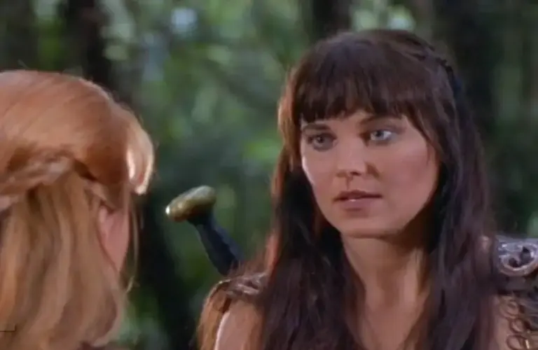 A Fistful of Dinars (1996) Lucy Lawless and Renée O'Connor in Xena: Warrior Princess (1995), Josh Becker, Director
