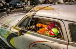 Kermit and Fozzie Bear of the Muppet Show.