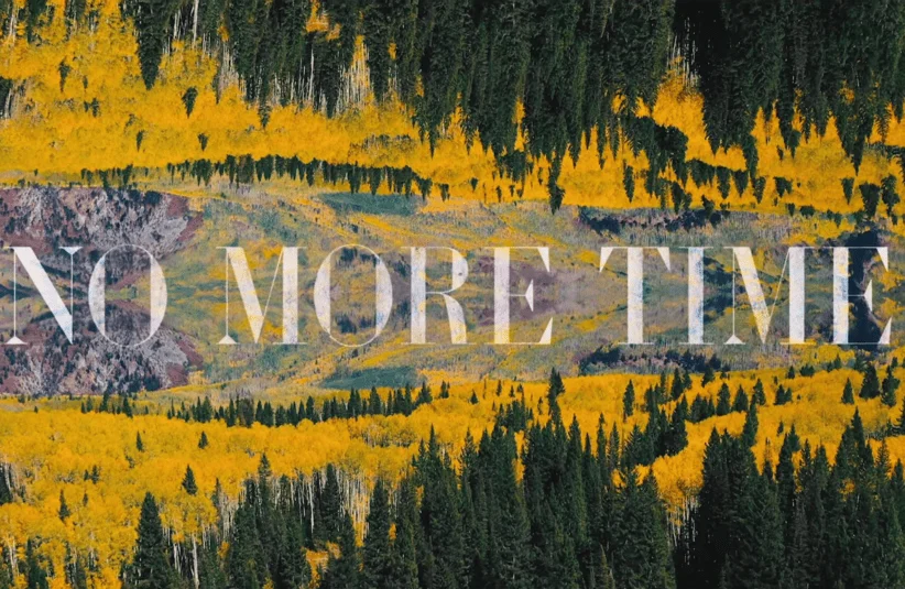 No More Time, horror movie about a diease either causing people to disappear or become killers, paranoia and distrust among the remaining humans, small town trying to survive the infection, feature debut Dalila Droege