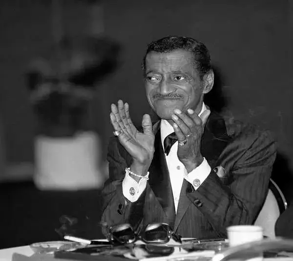 Entertainer Sammy Davis Jr. is enjoying himself at the Opryland Hotel June 22, 1989 before the start of the Mary and Harry Zimmerman Memorial Dinner where he will be honored.