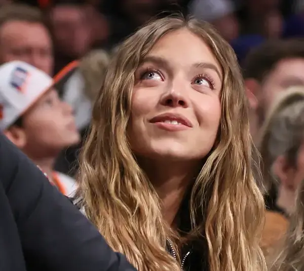 Sydney Sweeney & Scooter Braun Make Headlines at The Housemaid Premiere