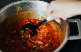 How to Make Cozy One Pot Dinners All Month Long
